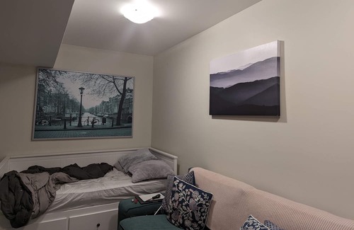Otter Point House | A serene place by the lake.