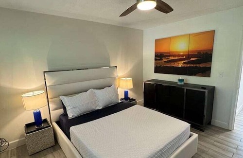Cypress Lakes Apartment | 1 Bedroom 841132 by Houzlet