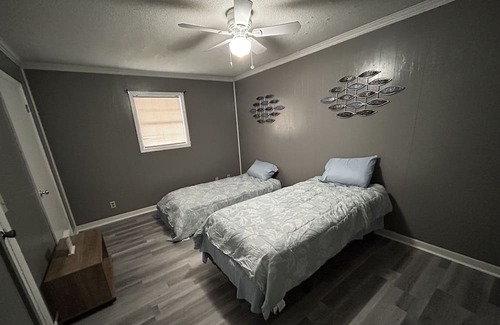 Calhoun Apartment | 2 Bedroom Apartment in Calhoun. 45 mins to Atlanta or Chattanooga!
