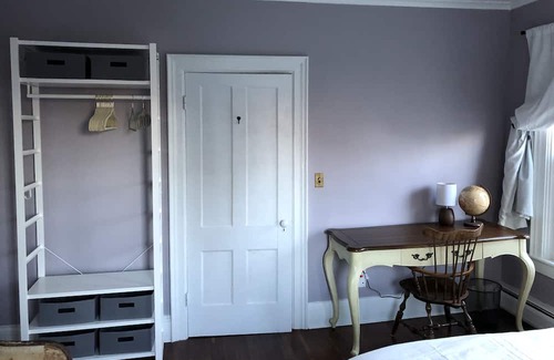 North Adams House | Lovely 2-bedroom home 0.5 miles from MASS MoCA. With library and workspaces!