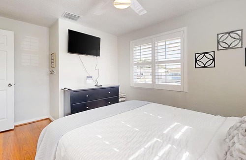 Broadview Park House | Dog-friendly home with fenced yard, furnished patio, washer/dryer, & AC