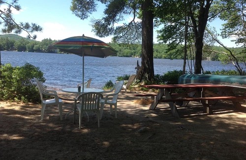 Bridgton Cottage | Hidden Treasure