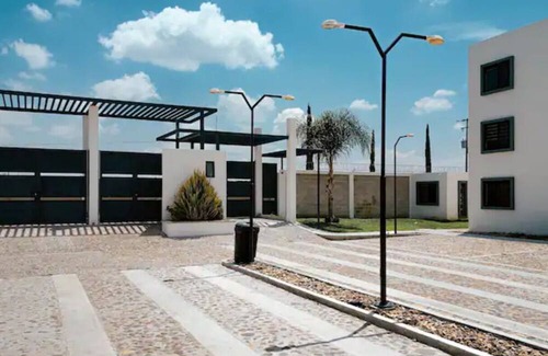 Aguascalientes House | Coyotes Housing Services