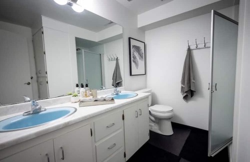 Cottonwood Heights House | rambler between the canyons