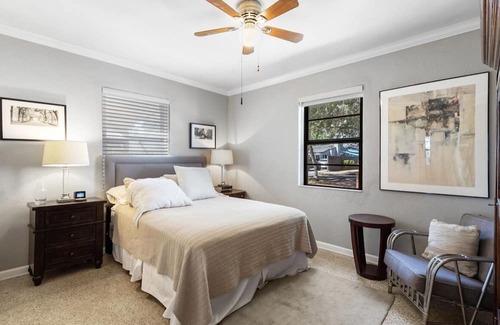 Tarpon River House | Fort Lauderdale home, minutes from Las Olas and beach, pet/family friendly