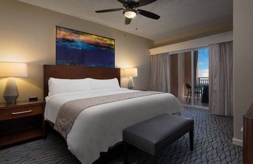 Central Beach Resort | Marriott's BeachPlace Towers - 2 Bedroom Villa