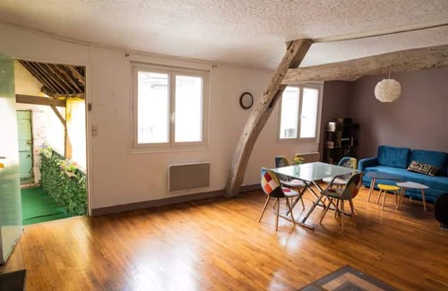 Beaugency Apartment | Gite en Centre Historique