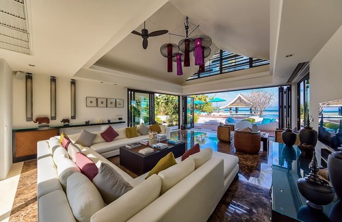 Lamai Villa | Baan Paradise - 5BRs Villa, Private Pool with Beachfront View