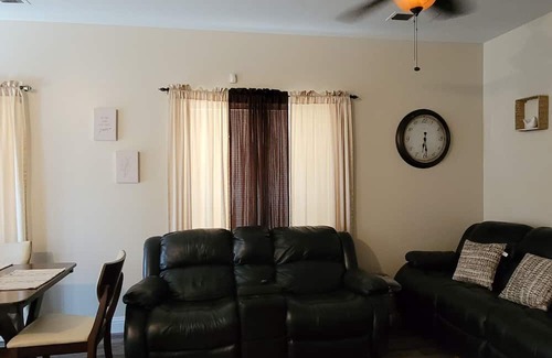 Bakersfield House | Cute home that is 6 miles away from KMC and close to other shopping centers