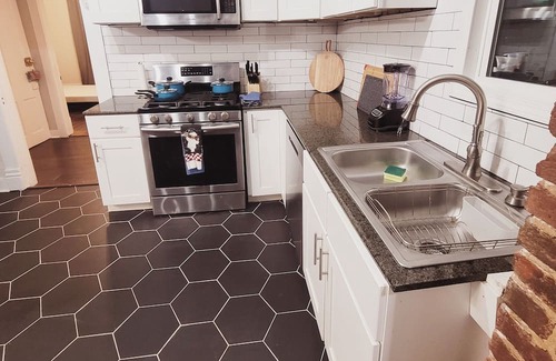 Jackson House | Craftsmanship Charmer Midtown Jackson