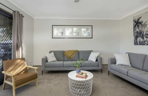 St. Georges Basin House | Jervis Bay - 1O-15 Min Drive to Famous Hyams Beach