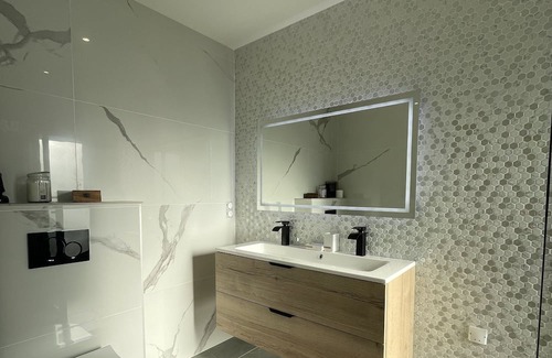 Azur House | Azuria ,maison Climatisée Avec Jardin et Terrasse Couverte 6-8 Personnes