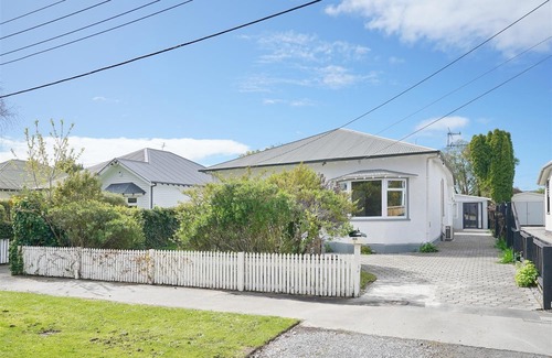 Christchurch House | Rimu Retreat - Your Home Away from Home