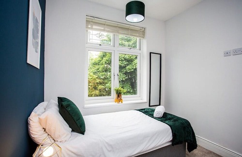 Gateshead House | Spacious House Newcastle