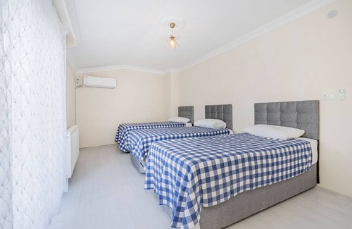 Osmangazi Apartment | Duplex Flat w Nature View Balcony and AC in Bursa