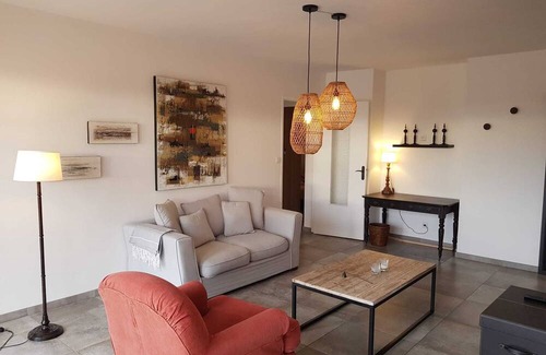 Nord Apartment | Grand T3 Lumineux et Climatisé à Aix-en-provence
