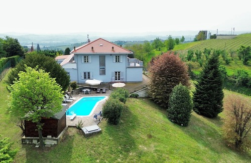 Govone Villa | Villa Magna with pool Alba Piemonte
