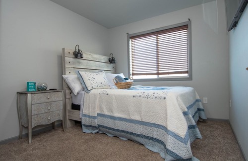 West Fargo House | 2 min to 5 Restaurants,General Dollar.5 min to Cash Wise,6 min Sanford Hospital