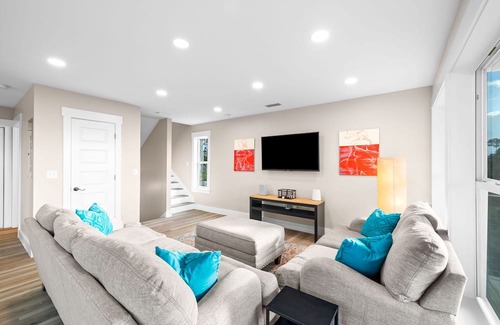 Port St. Joe House | Summer Stays Available! Escape to the Cape! Enjoy the Bay and Gulf!