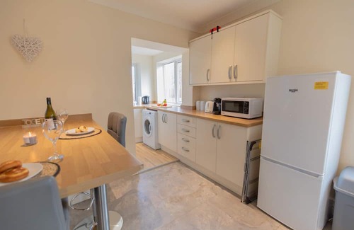 Thornaby On Tees House | 3Bed House in Stockton-on-Tees- Free Wifi, Parking