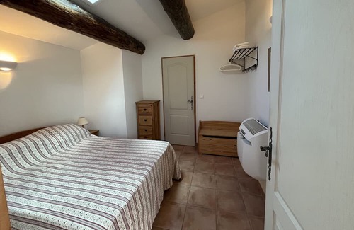 Saint-Sauveur-de-Cruzieres Cottage | LA CONFISERIE with private terrace and barbecue/shared swimming pool