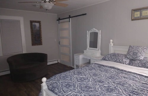 Arlington House | The "Cottage at Blueberry Ridge"