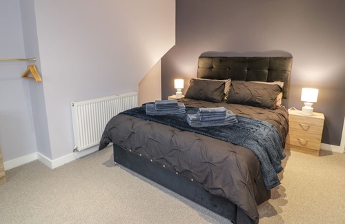 Llandudno Junction Apartment | APARTMENT 150, family friendly in Llandudno Junction