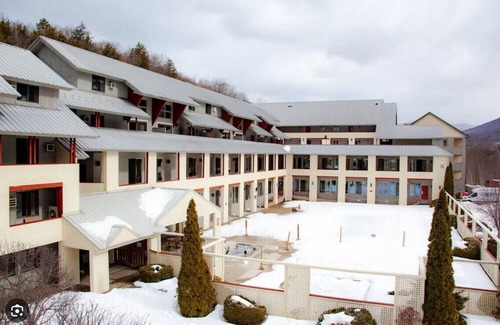 Lincoln Resort | New Year at LOON Mtn - 1Bdrm Suite, InnSeason Resorts Pollard Brook, Lincoln, NH