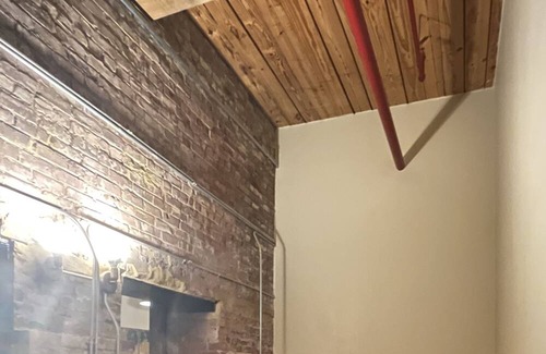 Cabbagetown Apartment | 1,200 sq ft LOFT within walking distance of the Beltline and other shops!