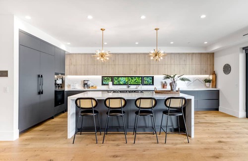 Carthay Circle House | Lindenhurst 2- Contemporary Modern Masterpiece In The Heart of West Hollywood
