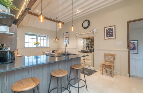 Garndolbenmaen Cottage | Eiddior - a self catering cottage that sleeps 7 guests in 4 bedrooms