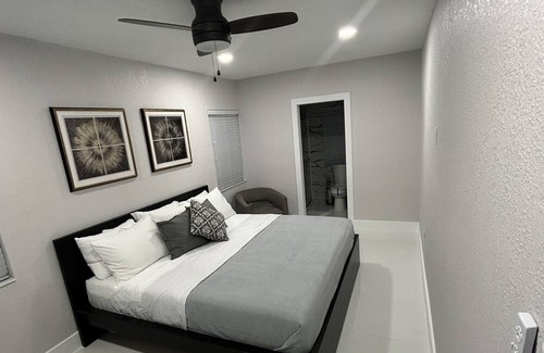 Hialeah House | City Chic - Design to cater the most particular guests.