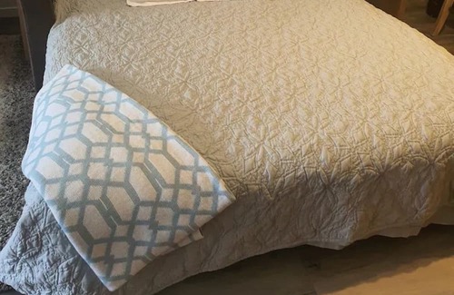 Mahurangi West Apartment | New holiday home in beautiful Orewa, Auckland - Sleeps up to 6 & Pet Friendly!