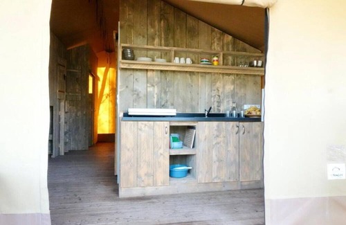 Revest-du-Bion Ski Chalet | Glamping tent2: wild-life feeling with Provence touch 3 bedrooms (max. 6 guests)