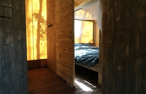 Revest-du-Bion Ski Chalet | Glamping tent2: wild-life feeling with Provence touch 3 bedrooms (max. 6 guests)