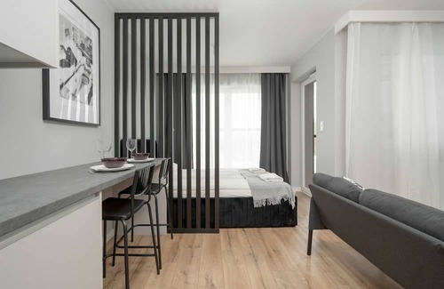 Krzyki Apartment | Studio in the center | Railway station | Wroclaw