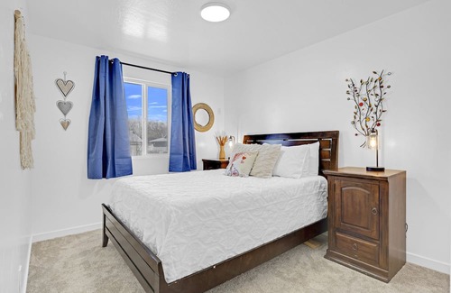 American Fork House | The Snowy Owl
