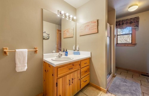 Dial Cabin | Talking Waters- Blue Ridge GA