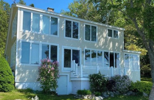 Westport House | BELLA VISTA WATERFRONT | 3 Bed, 2 Bath