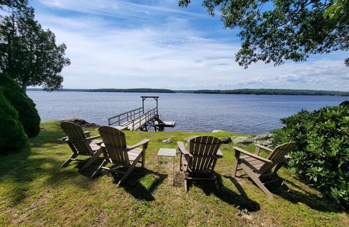 Westport House | BELLA VISTA WATERFRONT | 3 Bed, 2 Bath