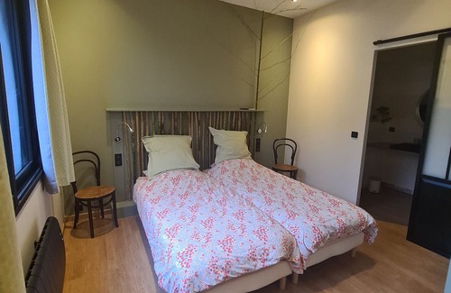 La Ferte-Saint-Aubin Bed & Breakfast | Guestroom La Ferté-Saint-Aubin, studio flat, 2 persons