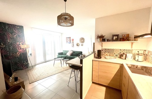 Cenon Apartment | Appartement Lumineux Avec Ascenseur, Proximité Transports en Commun
