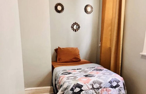 Weequahic House | 3bdr10 mins to EWR, 25 mins to nyc/prudential cent