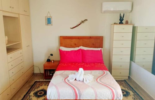Papagou-Holargos Condo | Loft condo, great view! Next to metro station