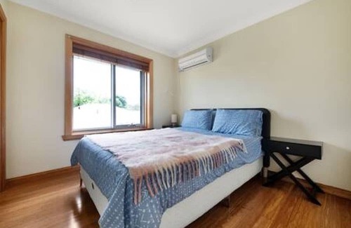 Melbourne Apartment | Fly Around Town in Pocket Rocket
