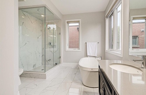 Downsview House | Downsview Park Private Bedroom C