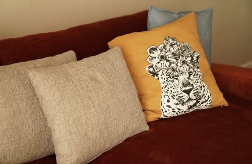West Hollywood Bed & Breakfast | Luxury Oasis in WestHollywood:Free parking & pool