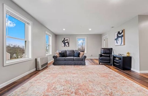 Gorham Apartment | Stylish 1BD Getaway | Wi-fi | Long Term Available