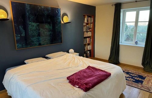 Mareil-Marly House | Gorgeous 17th Century farmhouse in charming village near Paris...with pool!