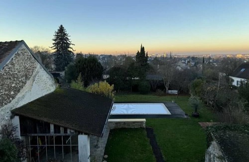 Mareil-Marly House | Gorgeous 17th Century farmhouse in charming village near Paris...with pool!